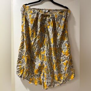 Ava Sky Yellow and Black Textured Top